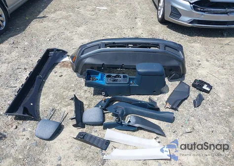 2025 Ford Maverick Xlt from USA, damaged, VIN 3FTTW8H30SRA26450